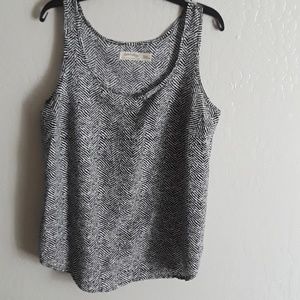 Tank top very cute